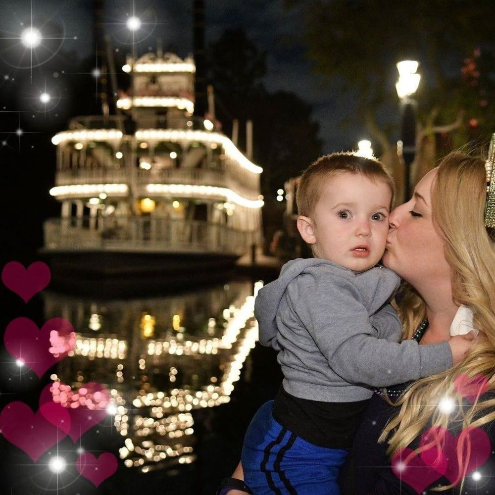 Meet your Posher, Candieda